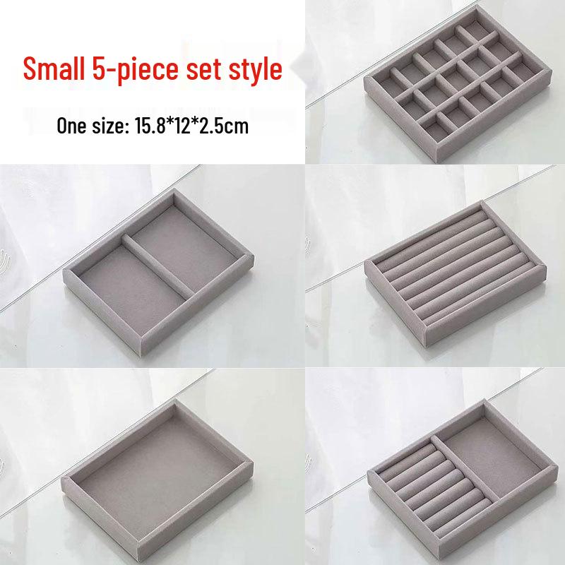 Sametová šperkovnice a organizér na náušnice, náramky a náhrdelníky