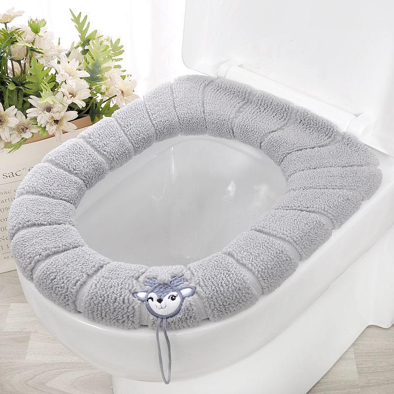 

Toilet Seat Cover Winter Warm Cartoon Embroidery Soft Washable Bathroom Cushion Universal Kniiting with Handle Closestool Mat сірий колір