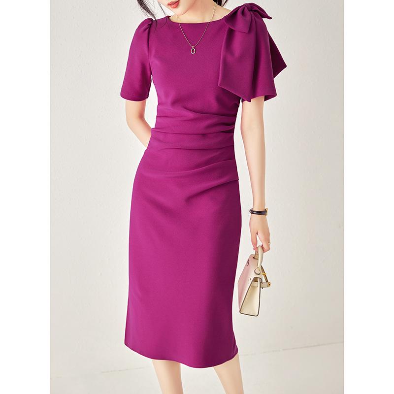 

Elegant Round-Neck Dress with Bowknot and Pleats Small