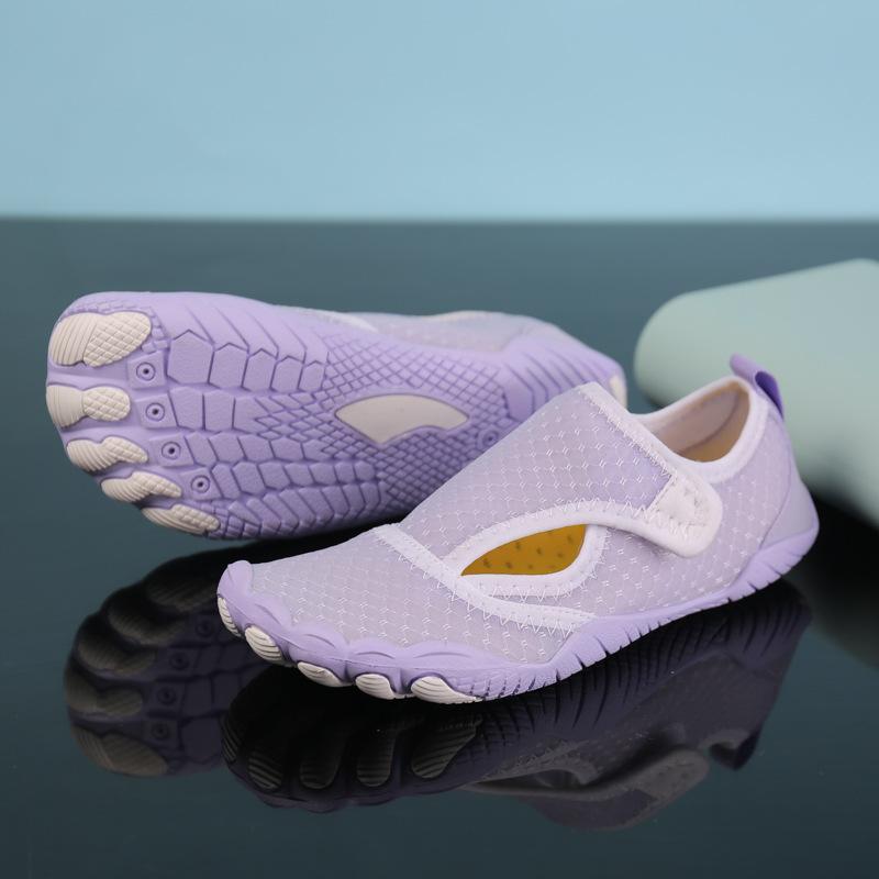 Wholesale parent-child creek shoes men's and women's beach shoes diving snorkeling swimming shoes outdoor quick-drying non-slip wading shoes