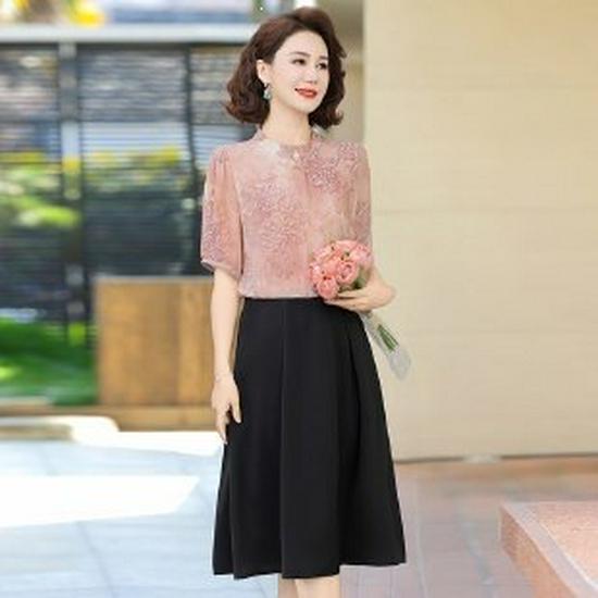 

Summer 2026 Plus Size Chiffon Dresses for Women Over 50 - Elegant & Stylish 5XL рожевий