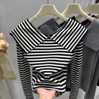 Fashionable Lapel Striped Sweater, A New Design for Women's Autumn and Winter, with A Youthful and Stylish Base Layer Top