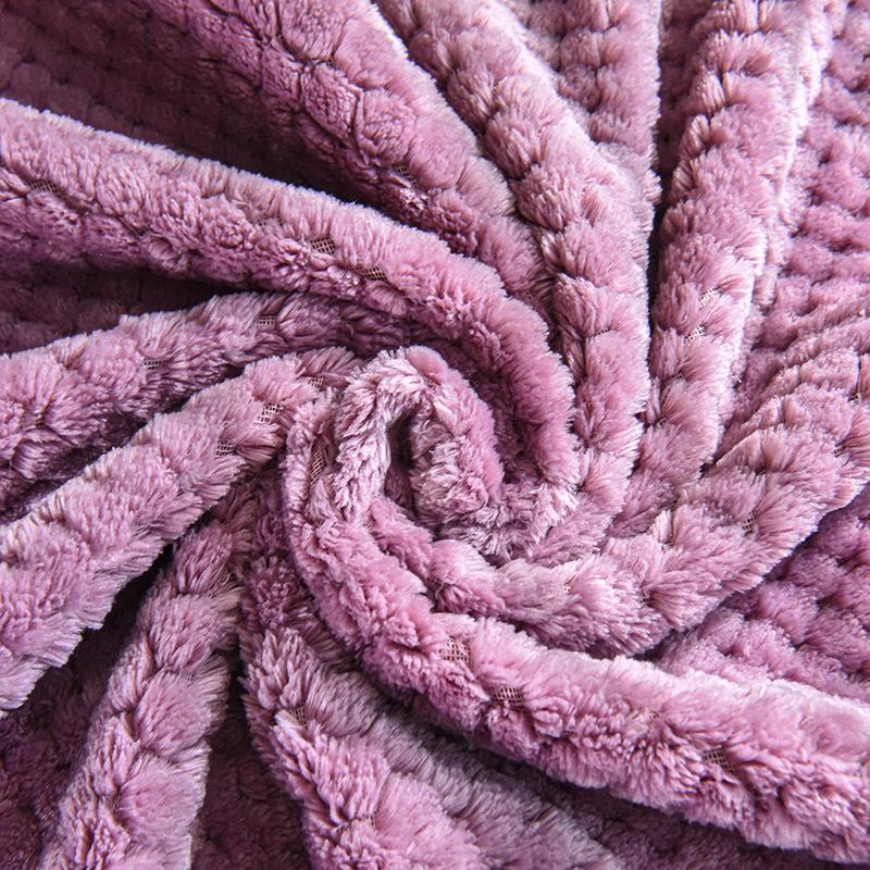 Thick Warm Pineapple Fleece Pet Blanket for Dogs & Cats
