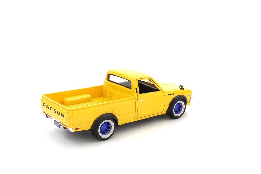 Kyosho Maisto Datsun 620 Pickup Yellow Finished Product MS32528Y 1/24