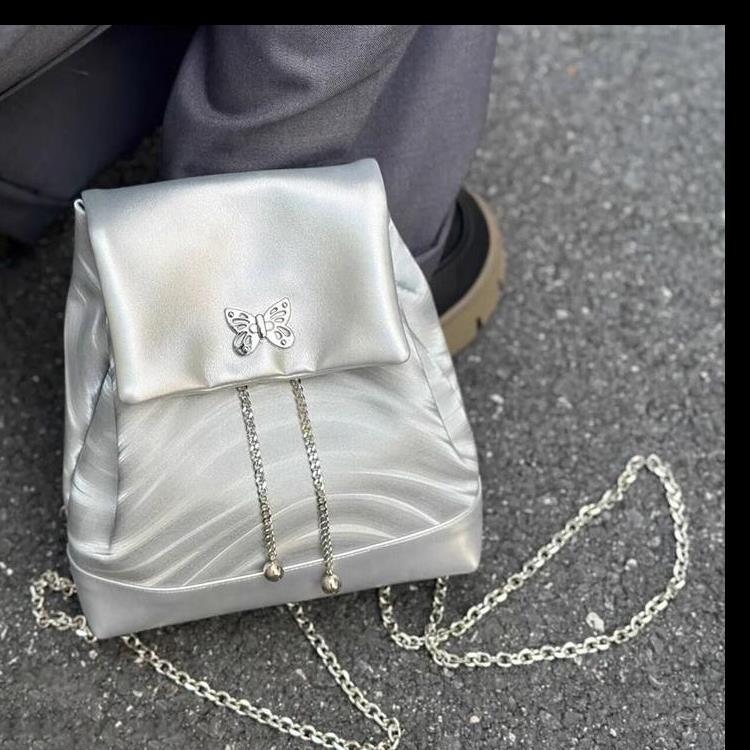 

Модная сумка-цепочка с бабочкой, милый крутой рюкзак для горячей девушки, женский высококлассный мини-рюкзак для студенток, серебристый серебряный