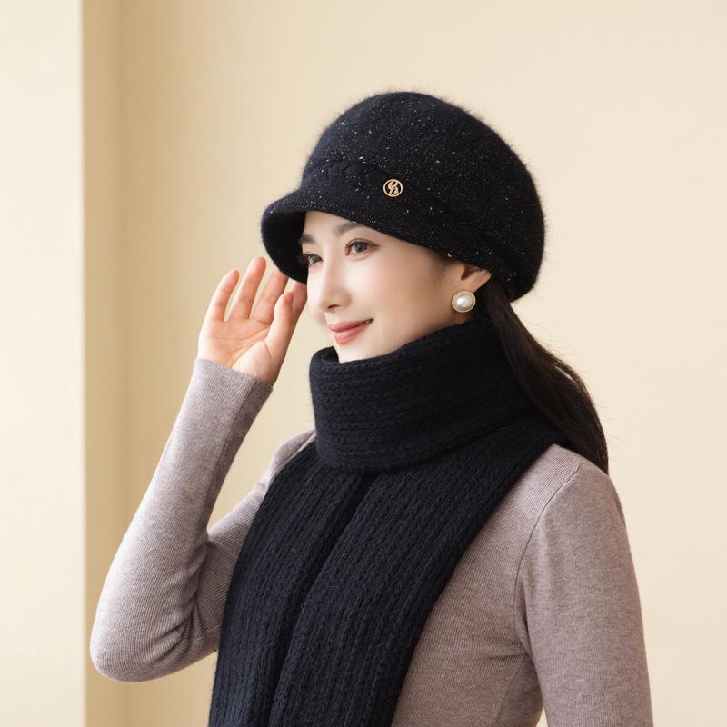 

Autumn and winter in the elderly hat lady mother new thickened warm cold old knitted hat the elderly winter hat One size чёрный