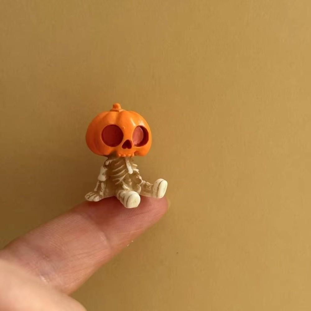 8 Pcs/Set Pumpkin Ghost Skull Design Mini Figurines Set Resin Decor Figurines Halloween Party