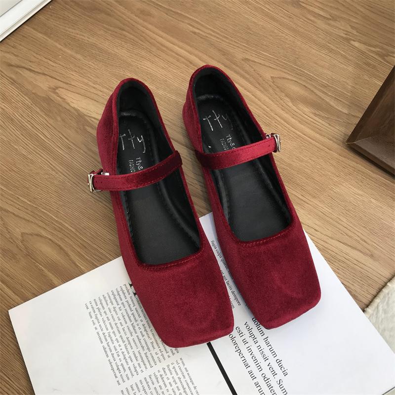 

Мода Bailamos Мода Женские бархатные балетки Женские туфли с квадратным носком и неглубоким вырезом на пряжке Повседневные балетки Слипоны Уличные туфли Мэри Джейн 39 красный