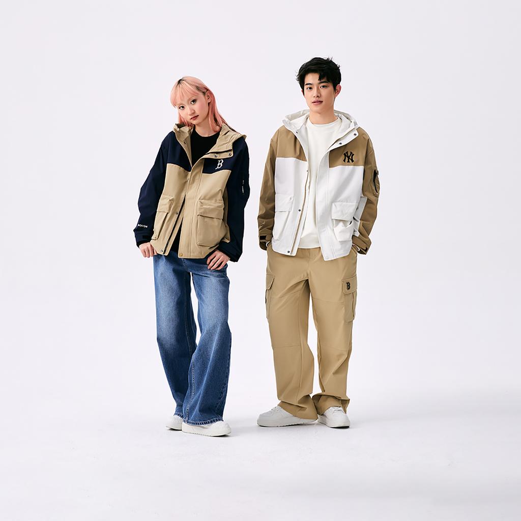 New MLB New York Yankees Basic Collection SS25 Windproof Jacket Unisex White/Khaki 3AWJB0551-50CRM