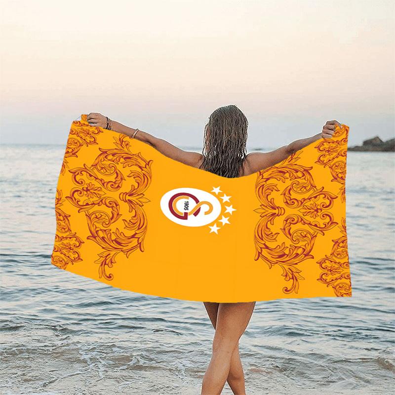 1pc Football Team (13) Beach Towel, Beach and Seaside Swimming Pool Equipment, Fashion Pattern, Rectangular, Travel Essentials