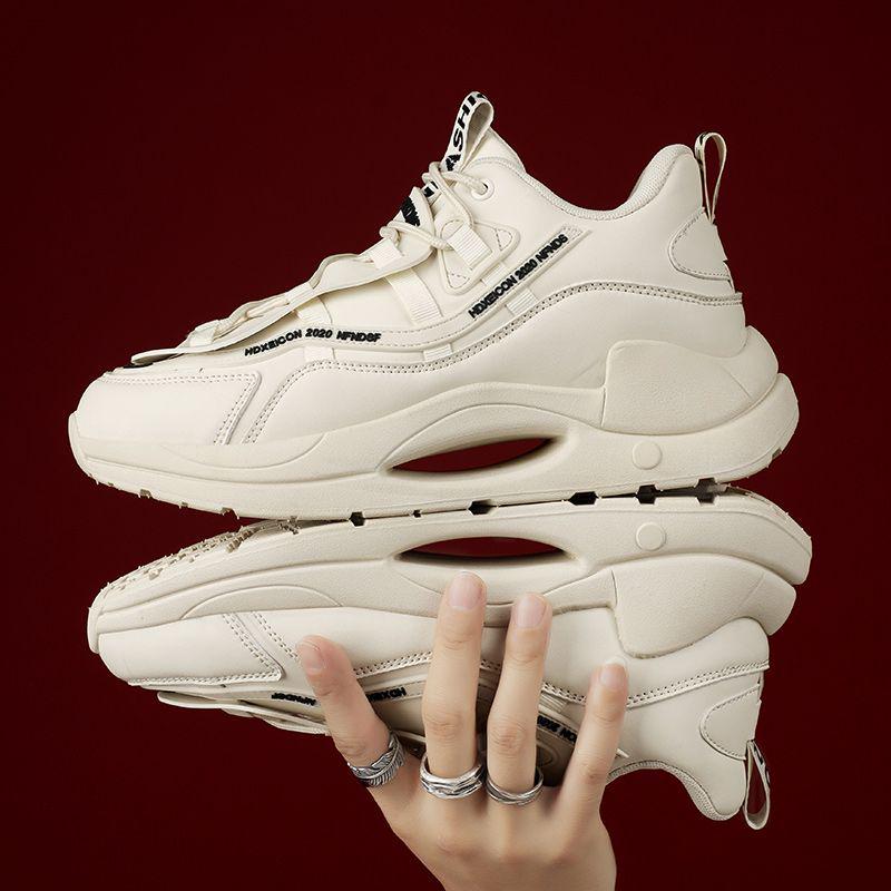 Men's Height-Boosting Leather Shoes: 10cm, 8cm, 6cm Options, Casual Sports, Thick-Soled for Autumn/Winter.