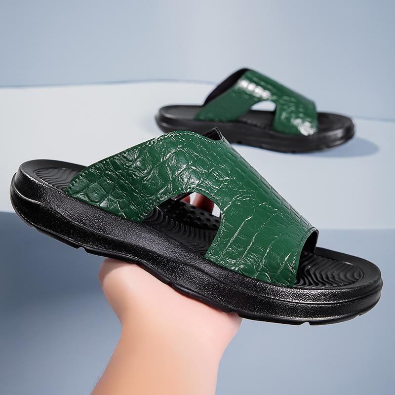 Fashion New Fashion Male Casual Slippers Anti Slip Thick Soled Summer Sandals for Men Sports Outdoor Beach Shoes Water Trekking Sneakers