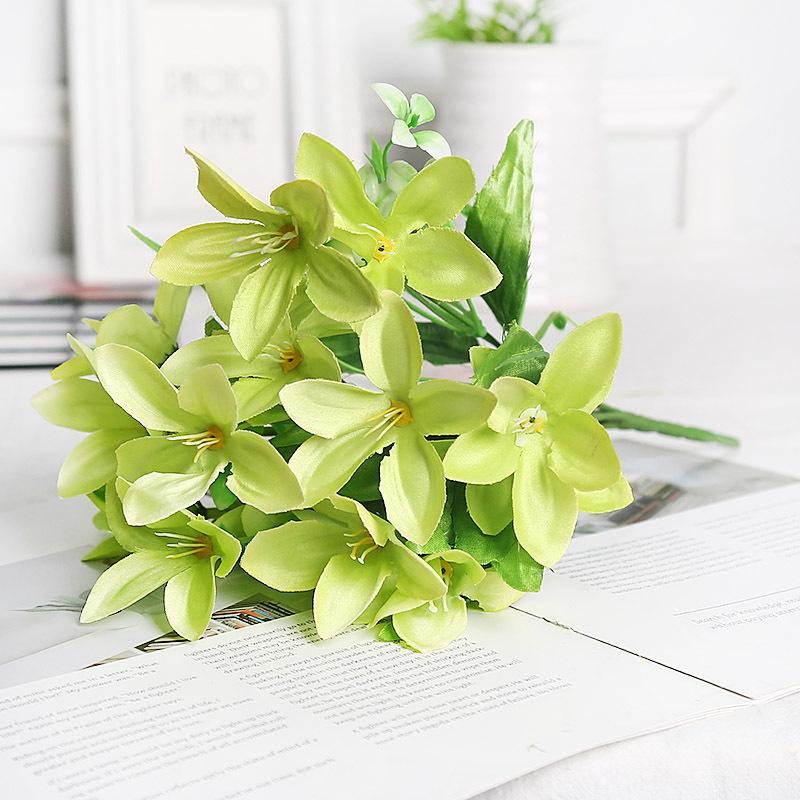 Lovely Artificial Mini Flower Bouquet Home Wedding Decor 18 Flowers On 1 Piece