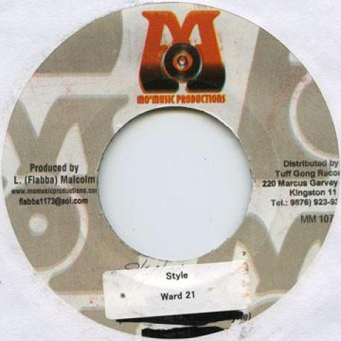 

7-дюймовая пластинка WARD 21 / KIPRICH - Стиль / Не трать мое время Mo Music 2002 Ямайка Регги, Ска и Даб