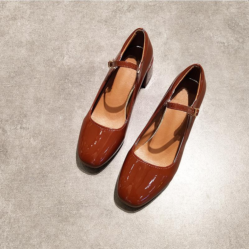 

Модные туфли бренда Mazefeng 2024 года, весна-осень, туфли Мэри Джейн, женские, ретро, с квадратным носком, кожаные туфли-лодочки, средний толстый каблук 5 см, пряжка на щиколотке, размеры 35-39 39 коричневый