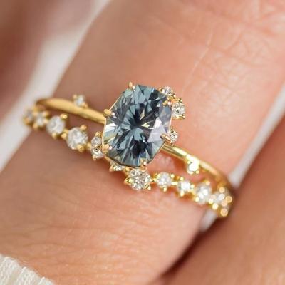 Luxury Ins Internet Celebrity Fashion Gold-plated Jewelry Couple Ring Inlaid with Green Zircon Ring