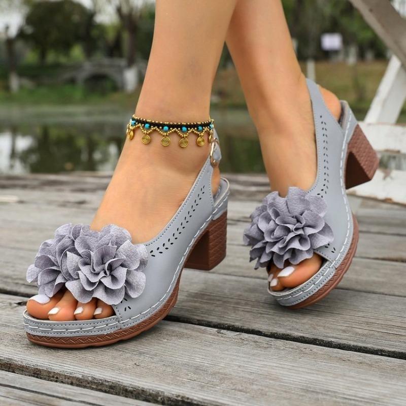 Plus-size High-heeled Women's Shoes with Open-toe Beach Flip-flops