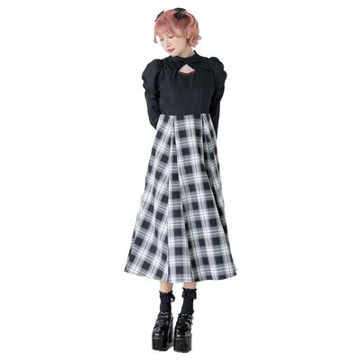 Yume Tembo Women's Open-Décolleté Classical Dress (534029) In Check and Black