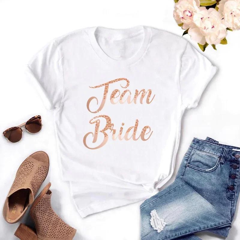 Bachelorette Party Tshirt Love Heart Team Bride Squad Tshirt Bridal Shower Top Bachelor Hen Party Wedding EngageUnisext