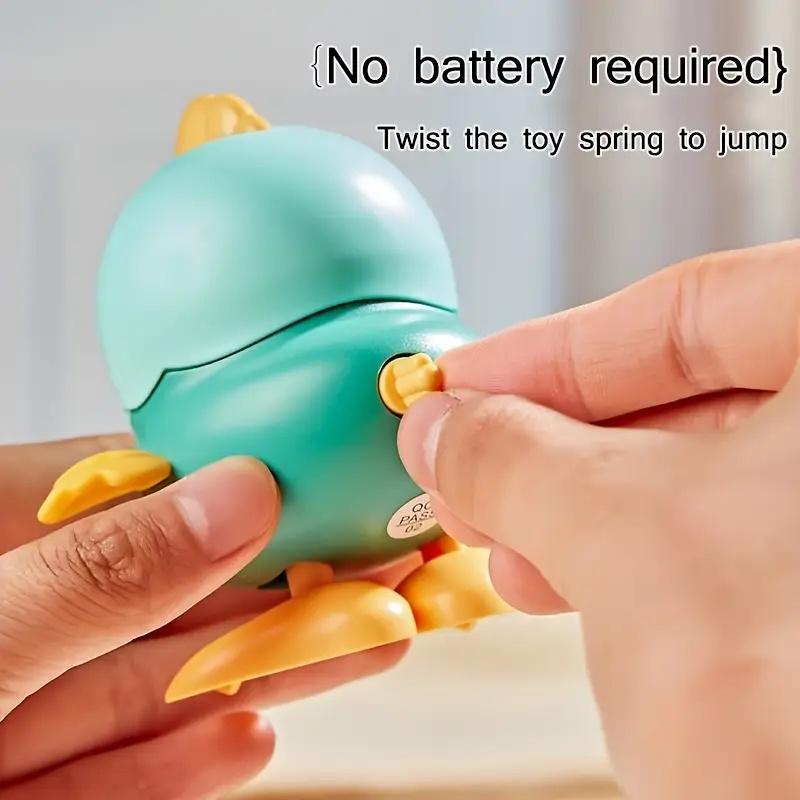 1Pc Clockwork Chicken Jumping Toy Manual U Winding Jumping Doll Youngsters's Puzzle Animal Model Crawling Funny Toy Party Gift