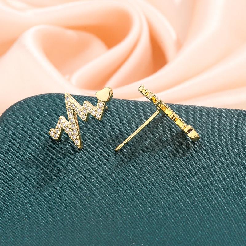 Heartbeat Feeling Earrings Women'S Stud Earrings 20 Trendy Temperament Small Earrings High-End Stud Earrings
