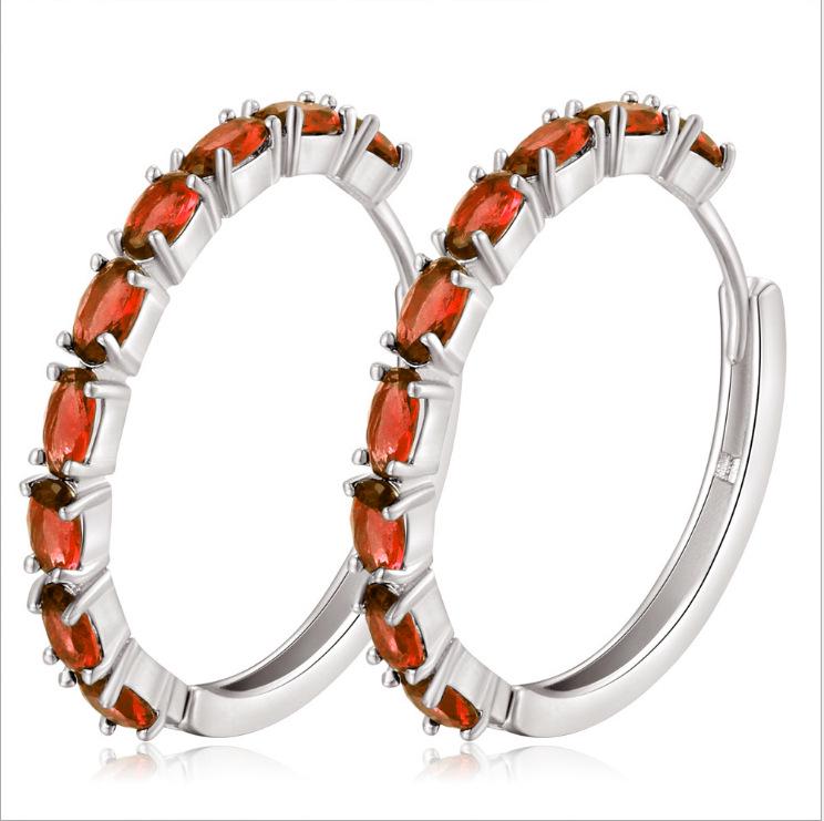 European & American Fashion Zircon Ear Cuffs: Versatile, Stylish Egg-Shaped Earrings for Women’s Street Style