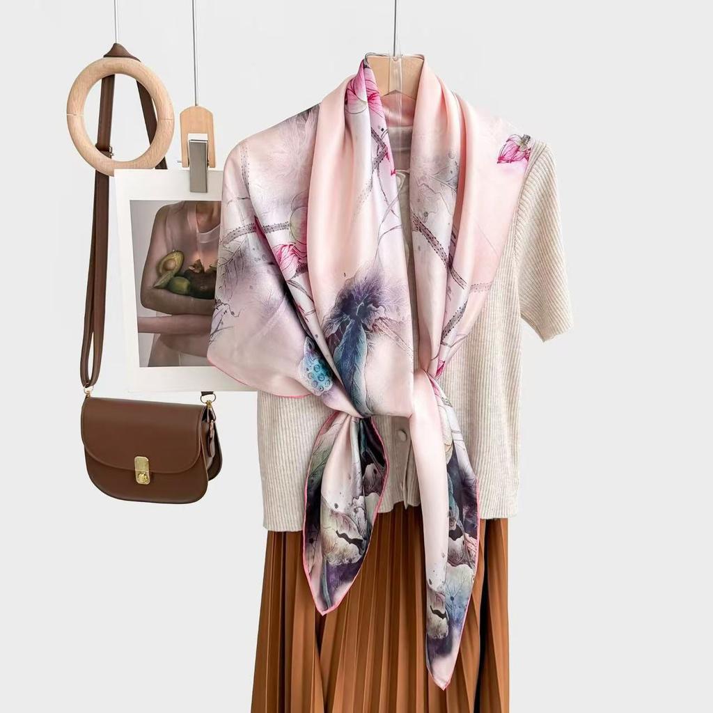 New fashion 111 mulberry silk silk scarf, women's Spring Festival gift for elders to keep warm 111 silk collection