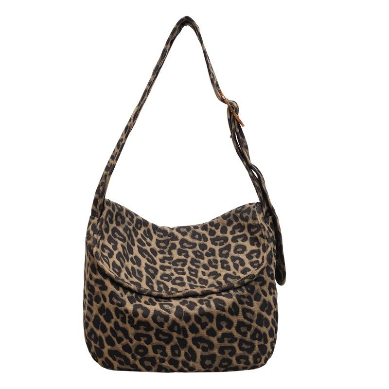 Leopard Print Shoulder Bag Women's Crossbody Bag Large Capacity Tote Bag Commuter Underarm Bag