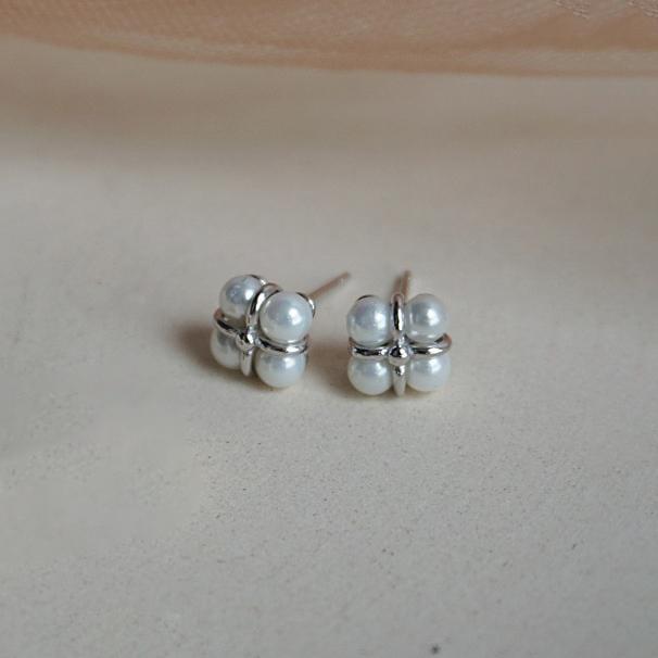 

PONYKISS Sterling Silver Mini Pearl Square Geometric Stud Earrings for Women Minimalist Fine Classic Accessories