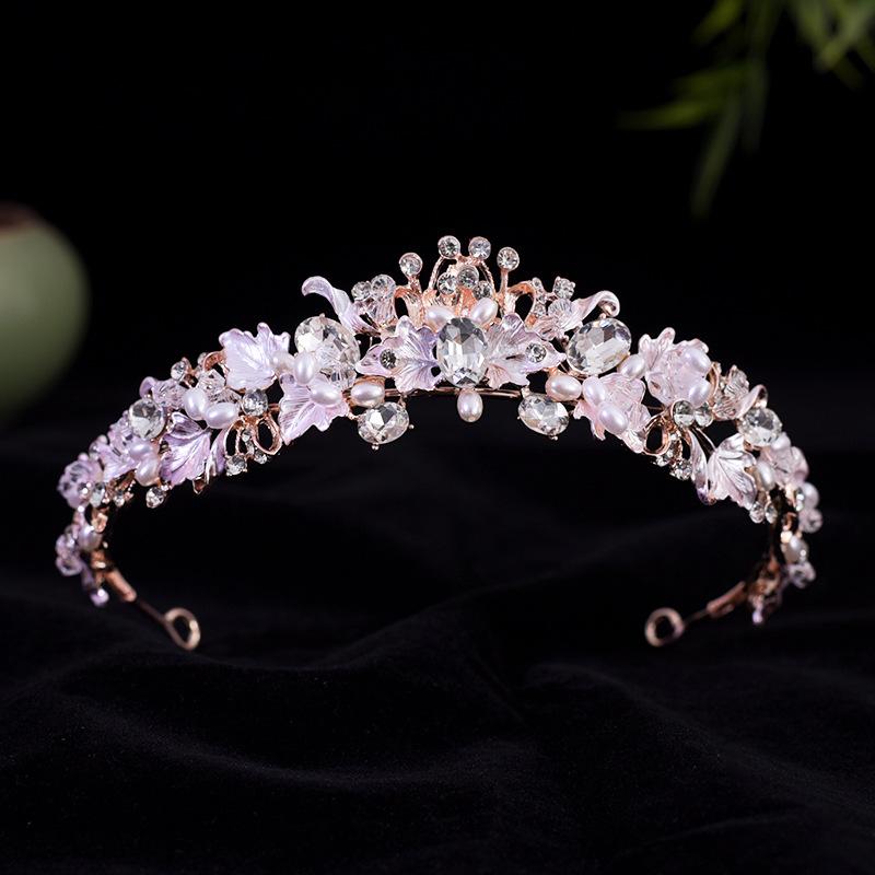 

Новый стиль невесты тяжелой промышленности Европейская и американская корона Свадебные аксессуары Модель вышла на подиум на свое 18-летие Корона