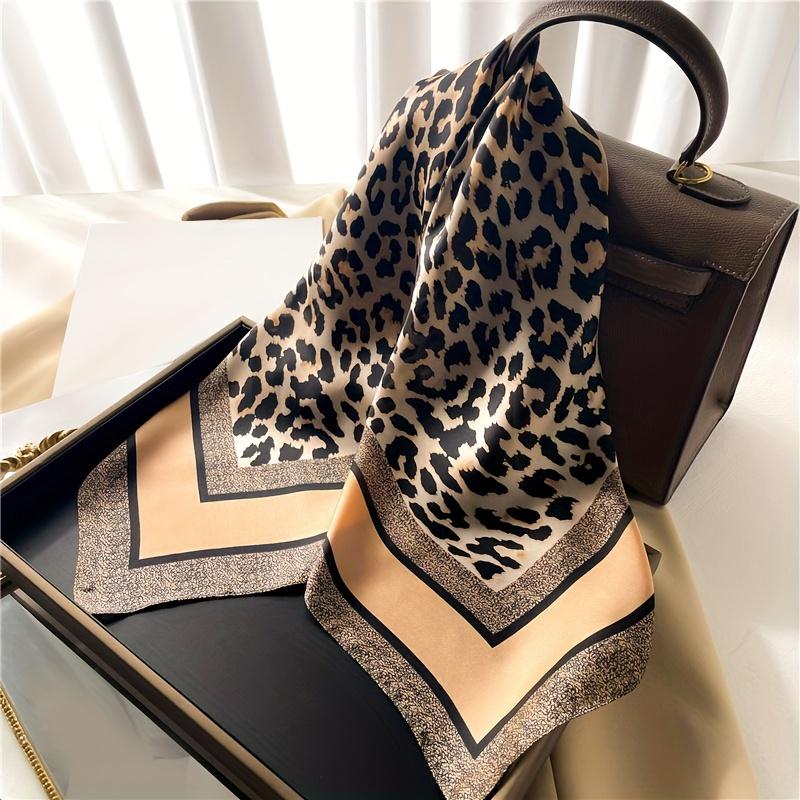 Light Luxury Leopard Print Bandana, bohemian style non-elastic scarf. Versatile headwear and neckwear for everyday wear
