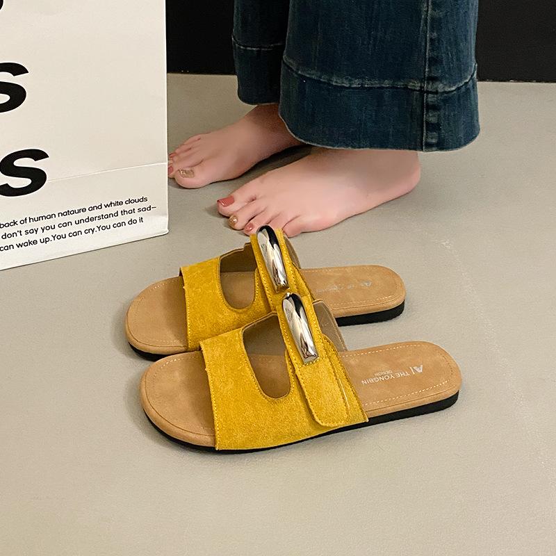 

Flat-bottomed cool slippers for women s summer wear 2025 new heightening casual beach one-word drag with skirt Birkenstock sandals 35 жёлтый