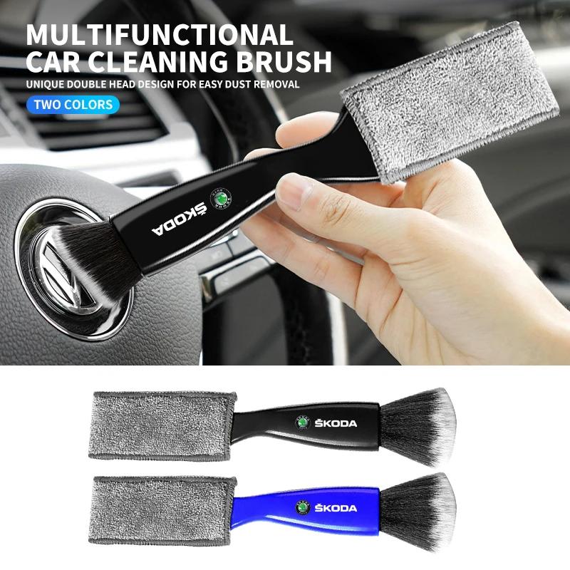 Car Interior Cleaning Soft Brush Tool Dust Remover Emblem For Skoda Fabia Superb Yeti Octavia Kodiaq Mk3 A4 A6 Auto Accessories ZJ9