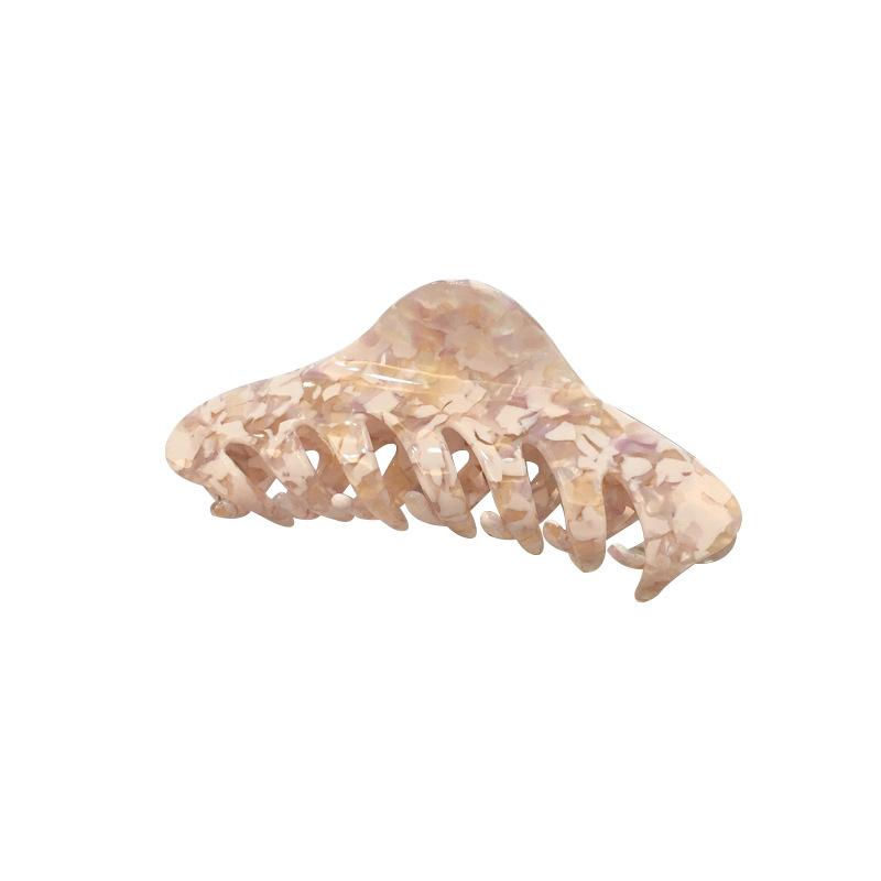 Eyecatching Hair Acetate Claw Clip With Elegant Hollow Stripe Design For Fashion Enthusiasts