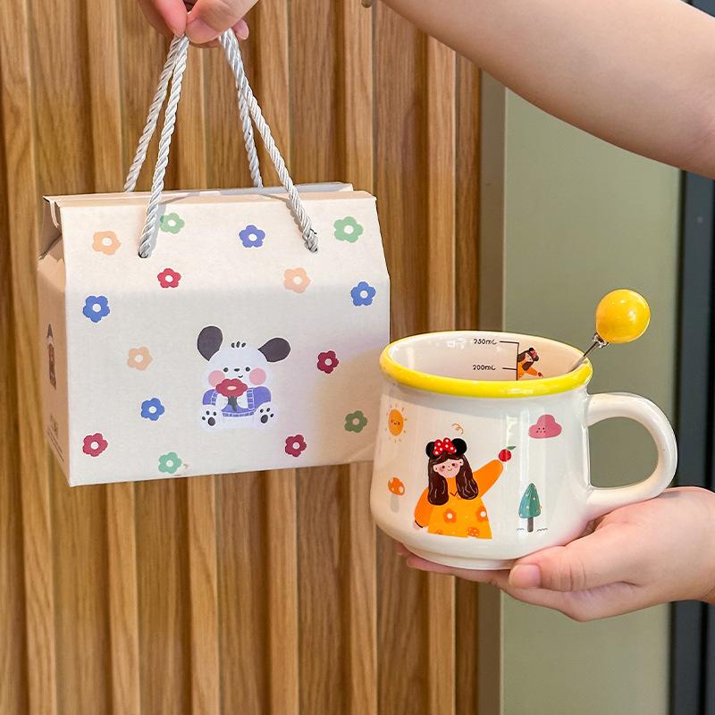 A family of four cute ceramic mugs, high-value household drinking cups, children's breakfast, milk cups, birthday gifts