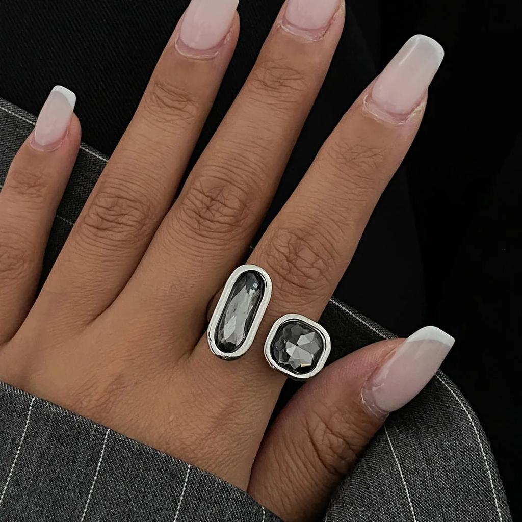 Minimalist Acrylic Rhinestone Open Ring for Women Korean Fashion Geometry Adjustable Knuckle Ring Party Jewelry Lady Gifts