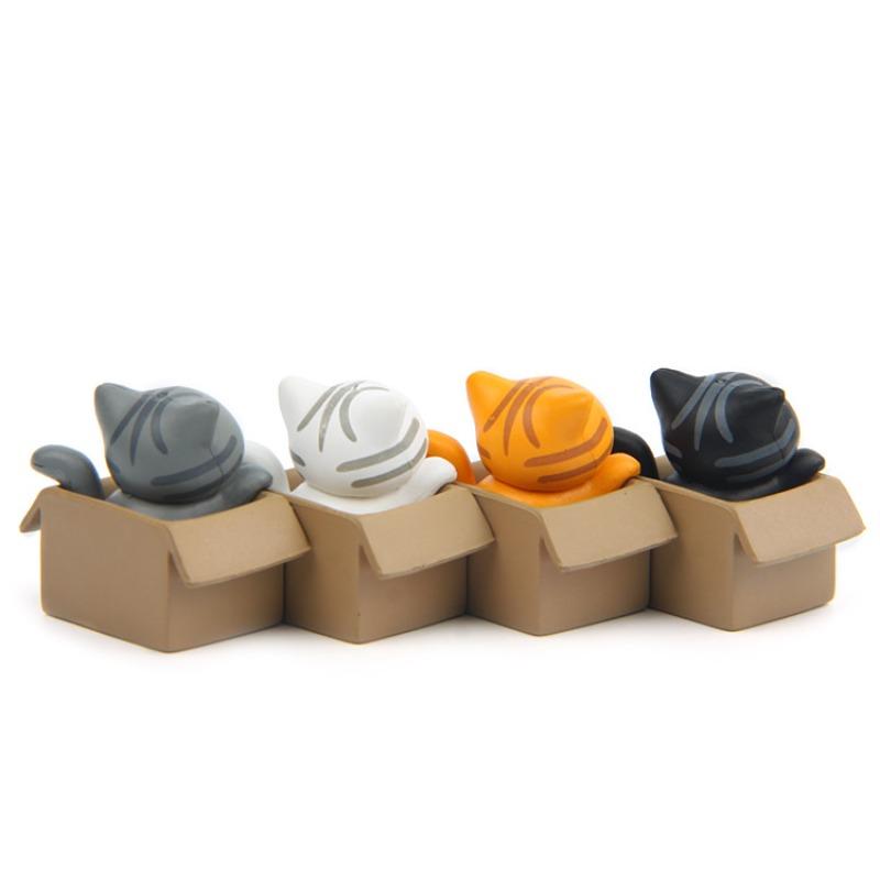 Creative Cartoon Car Ornaments Miniature Landscape Plastic Garden Kitten Statues Cute Toys