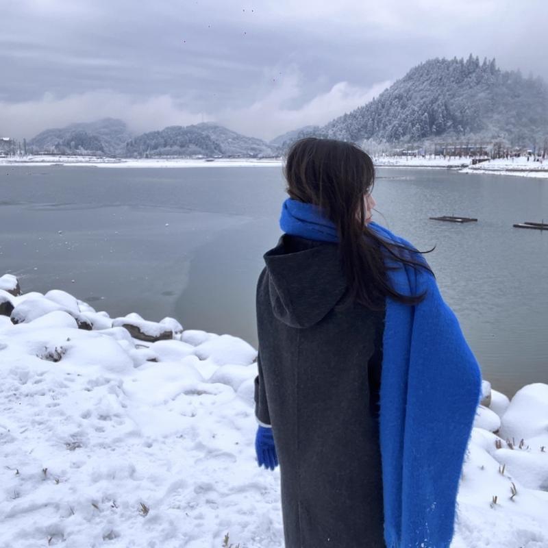 Long Tassels Neckerchief Solid Color Scarf Lightweight Yet Warm Headscarf Shawl For Casual or Formal Wear Daily