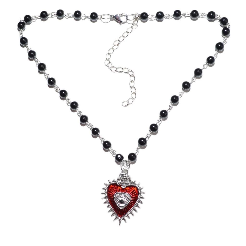 Modern Heartshaped Pendant Necklace For Women With Alloy Material And Gothic Style