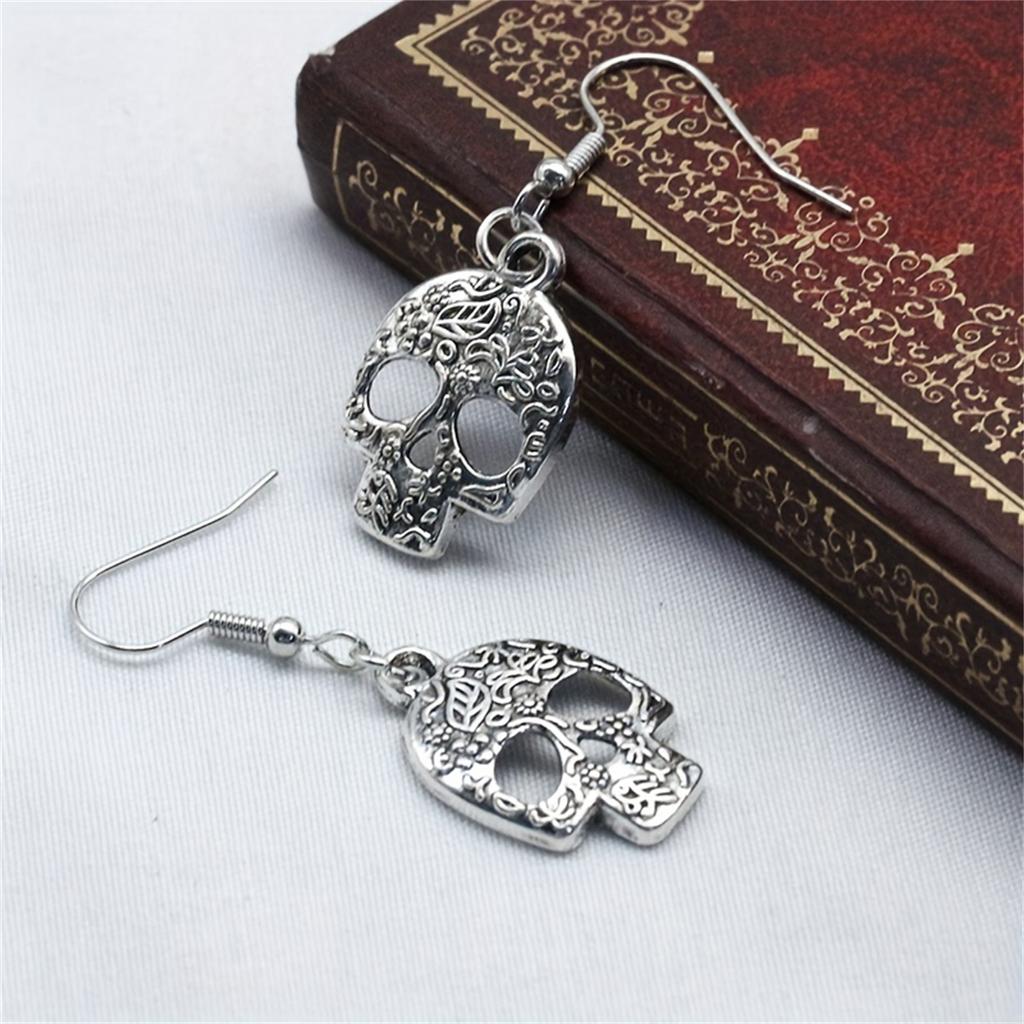 Set Bijuterii 4 Bucăți Vintage Goth Colier cu Pandantiv Craniu & Cercei & Brățară Ornament Punk Gotic Decor Halloween Cadou Pentru Femei Bărbați