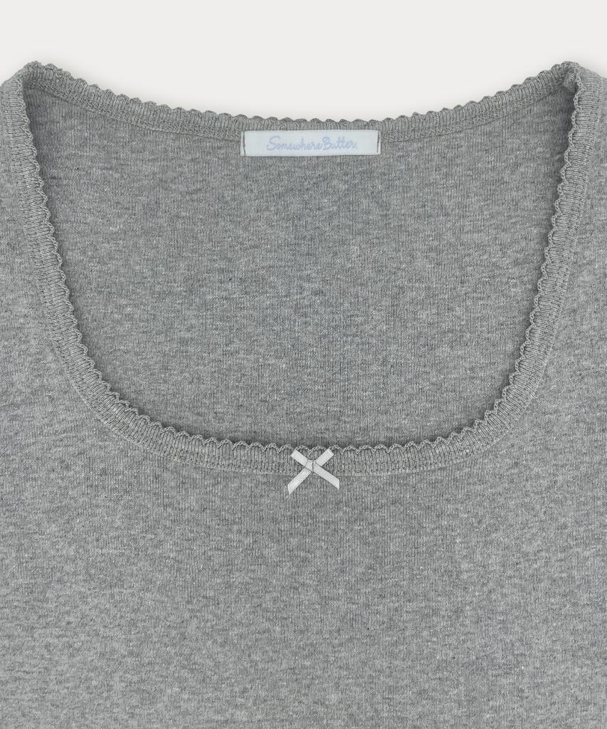 Sseomweeobeoteo Ribbon Square Top - Gray