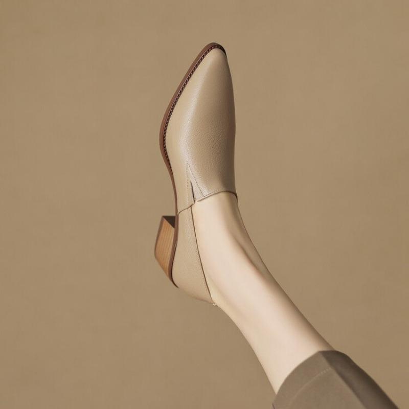 

Retro Pointed Toe Kick Loafers Shoes for Women in Spring 2025, New Style with Thick and Medium Heels, Casual Small Leather Shoes 34 абрикосовий