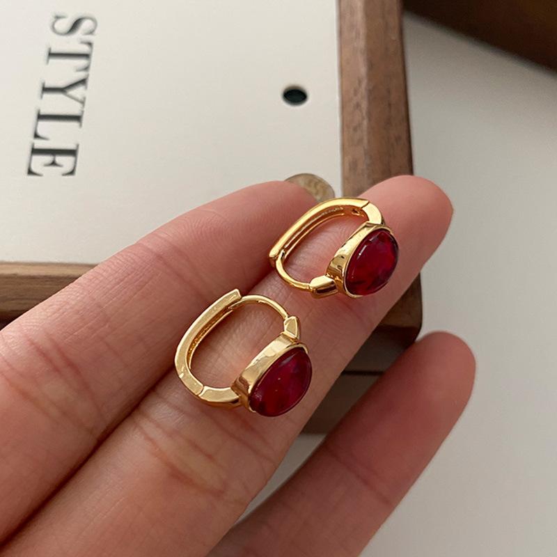 Red Gemstone Stud Earrings Geometric Oval Ear Buckle Design Sense Niche Guochao Retro Ankara Red Wedding Earrings Women