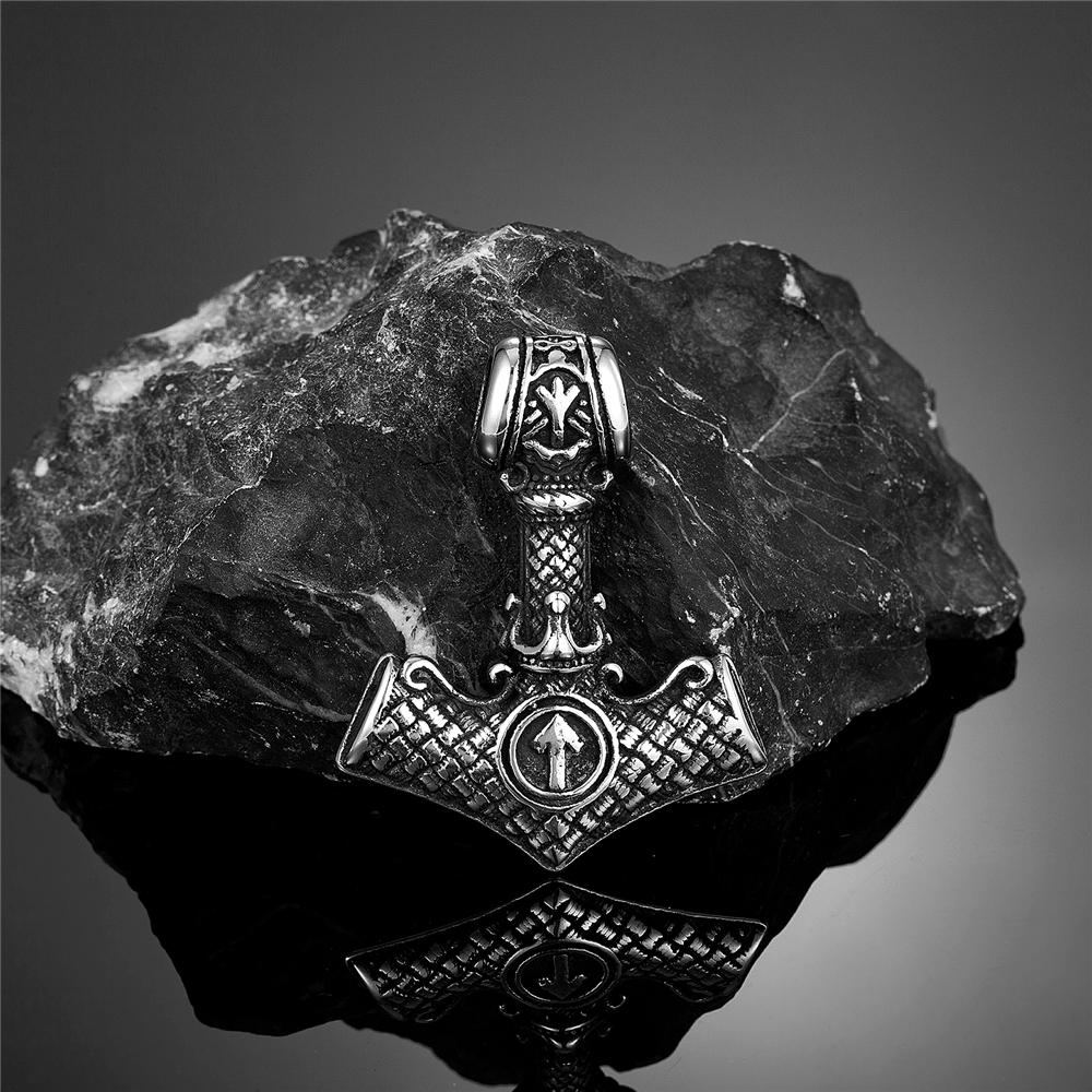 Vikings Crown Thor's Hammer Necklaces Men Stainless Steel Norse Mythology Runes Valknut Pendant Amulet Scandinavian Male Jewelry