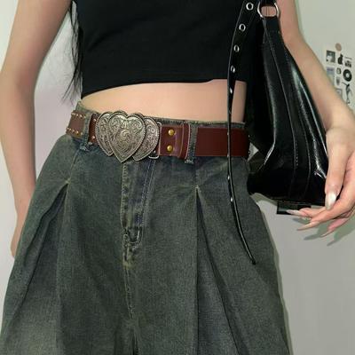 Dámský kožený pásek Y2K se cvočky ve tvaru srdce - Americký retro, Korejský styl