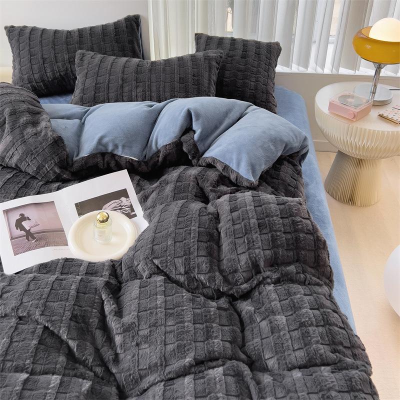 

Комплект постельного белья из флиса молочного цвета, пододеяльник из флиса кораллового цвета, комплект простыней из четырех предметов 1.5m bed