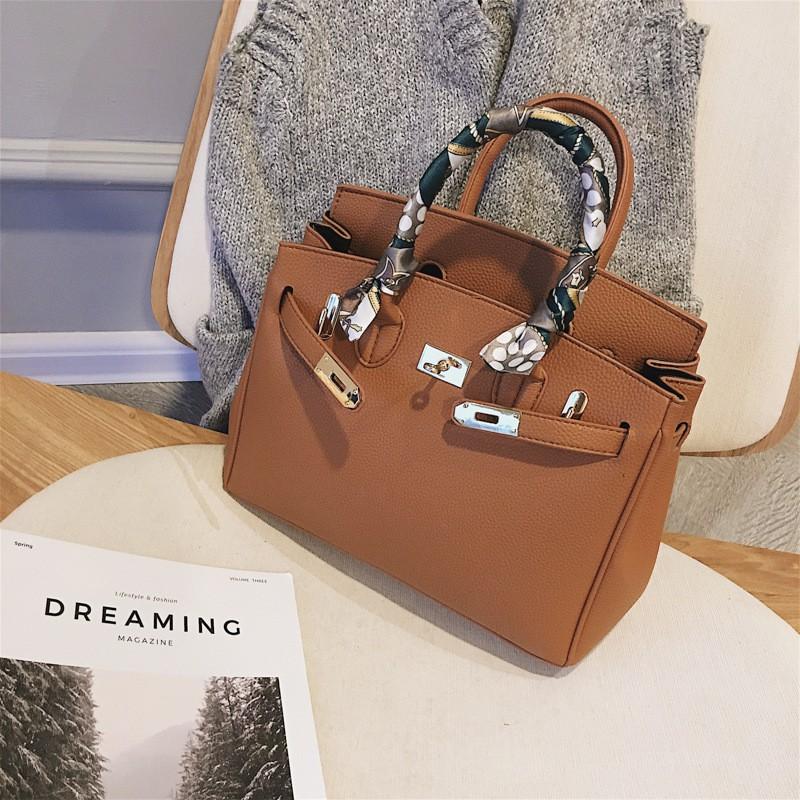 Cross Border Large Capacity Hand-held Lychee Patterned Women's Bag 2026 New Fashion Scarf Kelly Shoulder Crossbody Bags