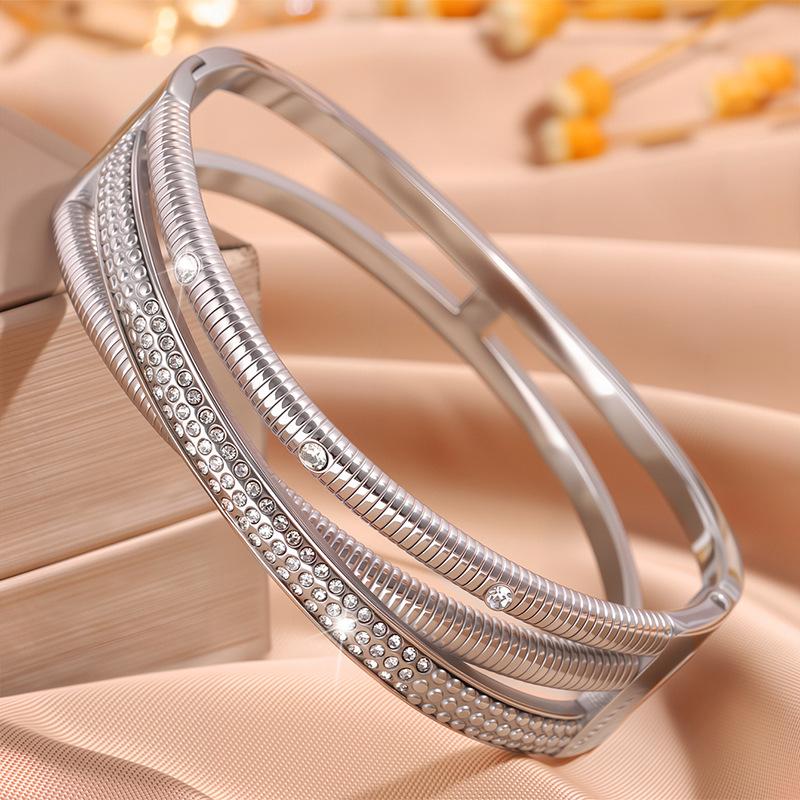 Spring Double Layer Titanium Steel Feminine Light Luxury Couple Bracelet Bracelet