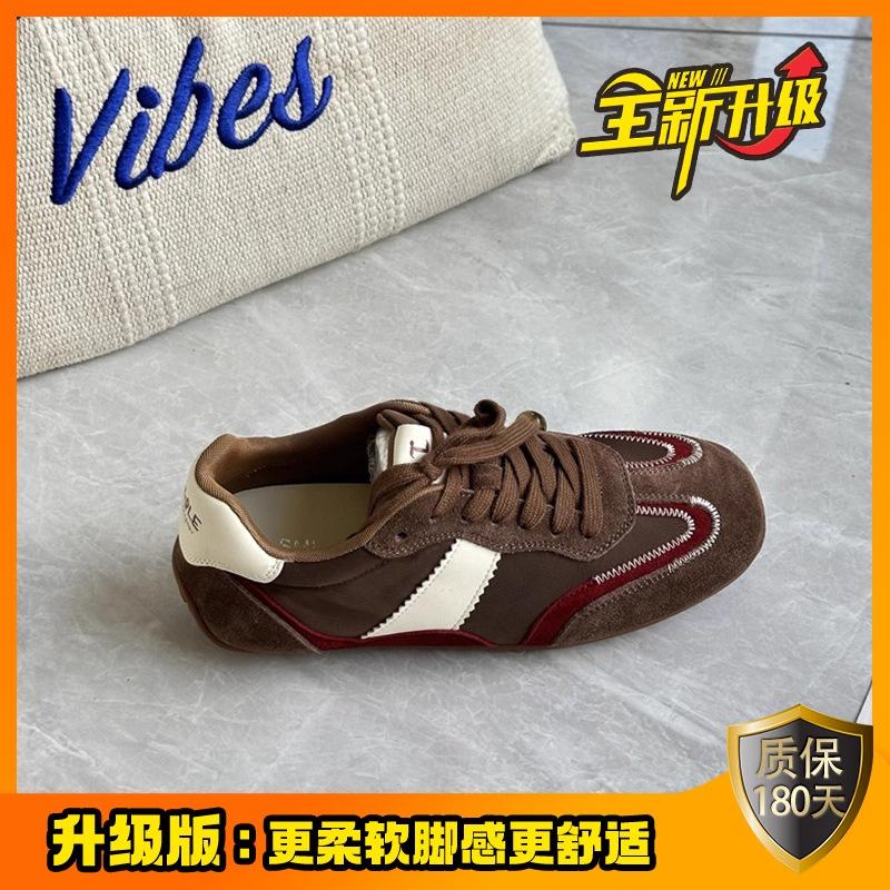 2025 autumn new flat-bottomed German training shoes women's versatile soft-soled lace-up color matching leisure sports lightweight Forrest Gump shoes