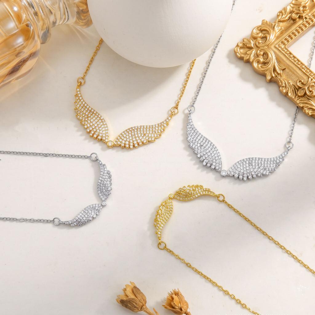 Collar Luz de Lujo Alas de Ángel Cadena para Clavícula Nicho Premium Alas Completamente Diamantadas Temperamento Versátil para el Trabajo Diario Cadena para el Cuello de Mujer